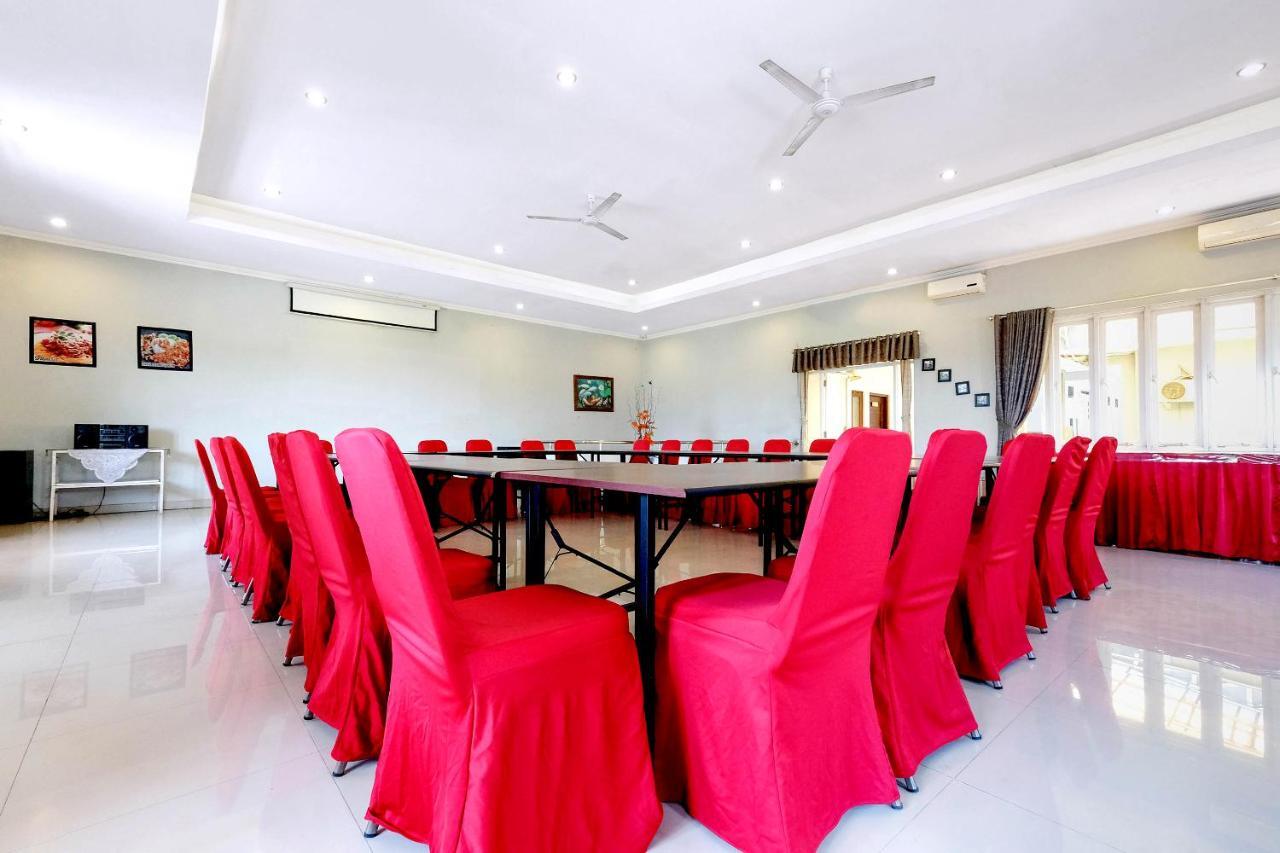 Reddoorz Plus @ Hotel Star 88 Tugu Exterior foto